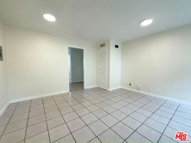 322 N Benton Way 2, Los Angeles, California 90026 — photo 4