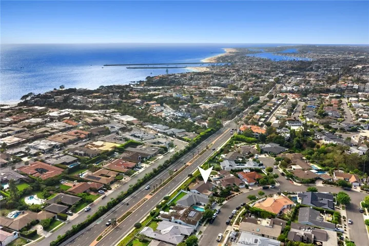 Welcome to 4515 Cortland, Corona Del Mar. Great ocean views on a 10000'+ lot