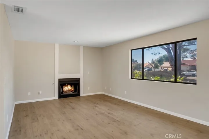 13145 Riverview, Victorville, California 92395 — photo 4