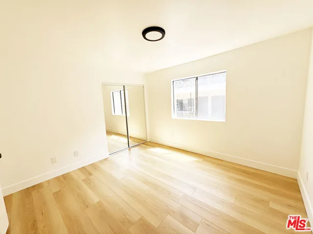 5440 Carlton Way 106, Los Angeles, California 90027 — photo 4
