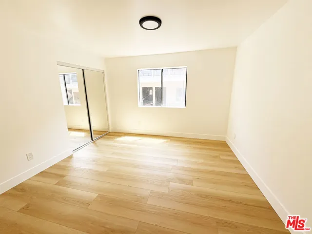 5440 Carlton Way 106, Los Angeles, California 90027 — photo 5