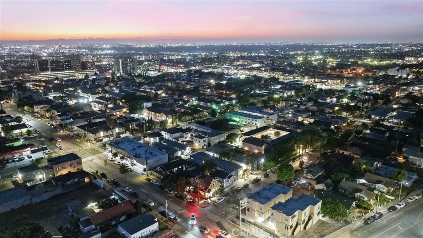 1019 Lewis, Long Beach, California 90813 — photo 4