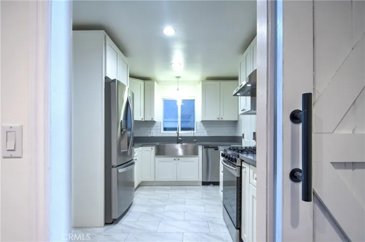 1212 W Woodcrest Avenue, Fullerton, California 92833 — photo 4