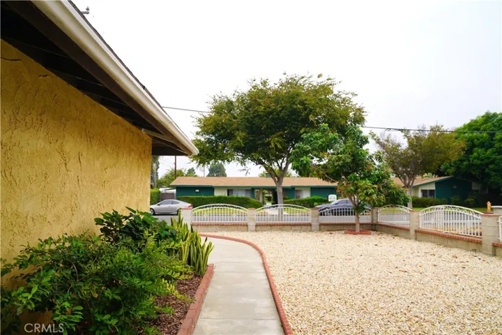 140 S Topanga, Anaheim, California 92804 — photo 4