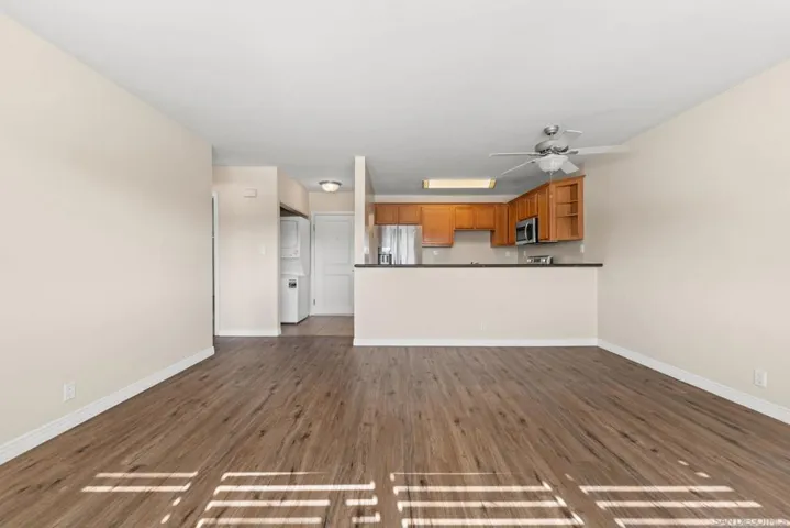 6120 Decena Dr (room 2) 207 (bedroom 2), San Diego, California 92120 — photo 5