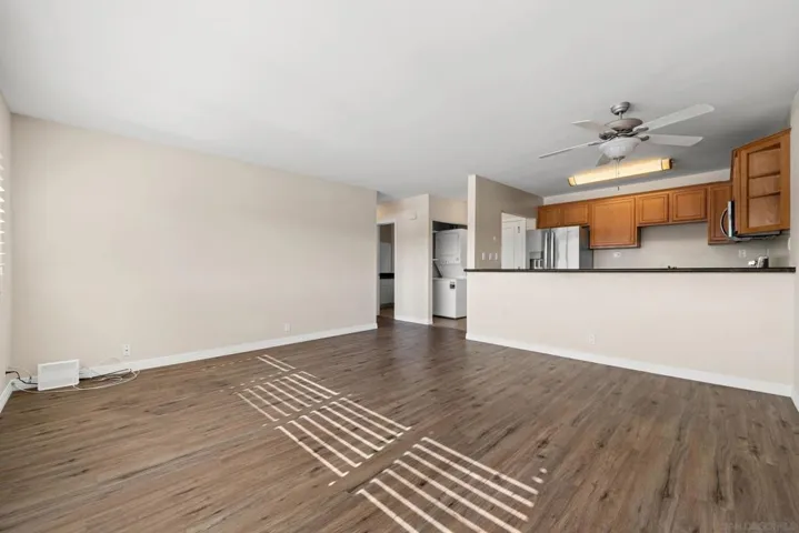 6120 Decena Dr (room 2) 207 (bedroom 2), San Diego, California 92120 — photo 4