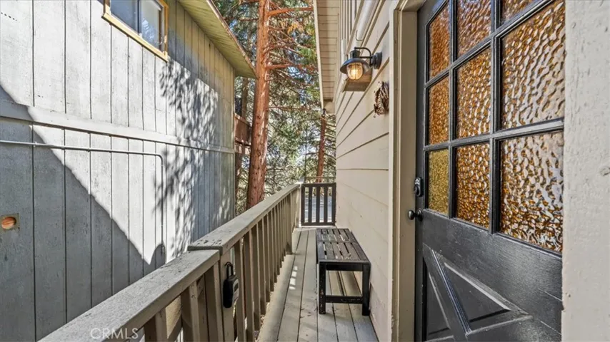 613 E Victoria Court, Lake Arrowhead, California 92352 — photo 5
