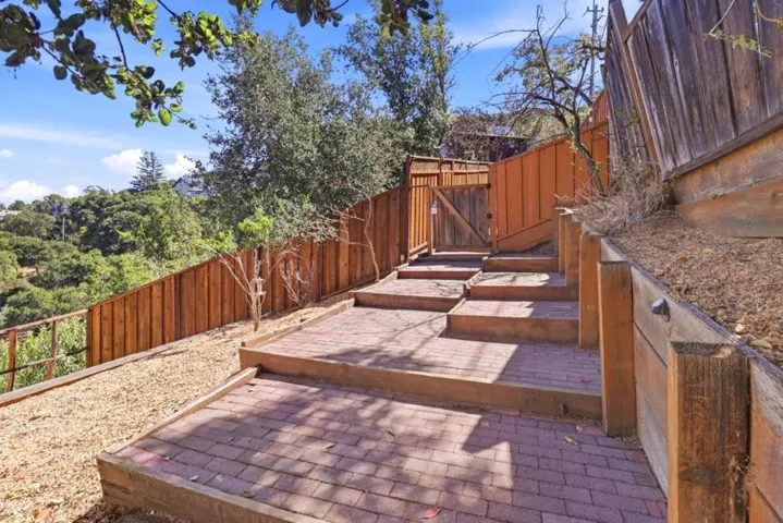 237 Winding Way, San Carlos, California 94070 — photo 4