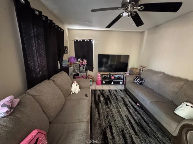 208 E Olive, San Bernardino, California 92410 — photo 4