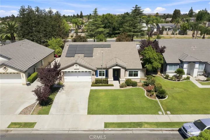 10604 Victoria Falls Avenue, Bakersfield, California 93312 — photo 4