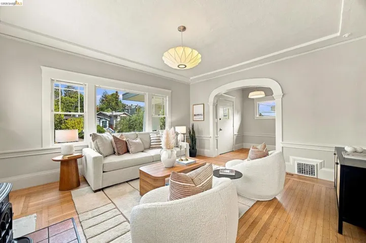293 Santa Clara Ave., Oakland, California 94610 — photo 4