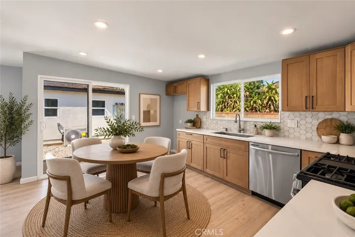 708 N El Molino, Pasadena, California 91104 — photo 5