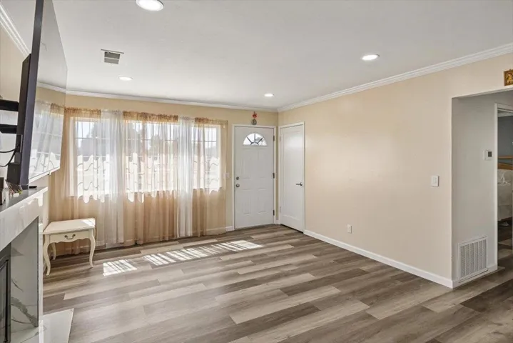 748 Hill, Watsonville, California 95076 — photo 5