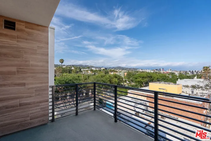 7428 Santa Monica Boulevard Ph 508, West Hollywood, California 90046 — photo 4