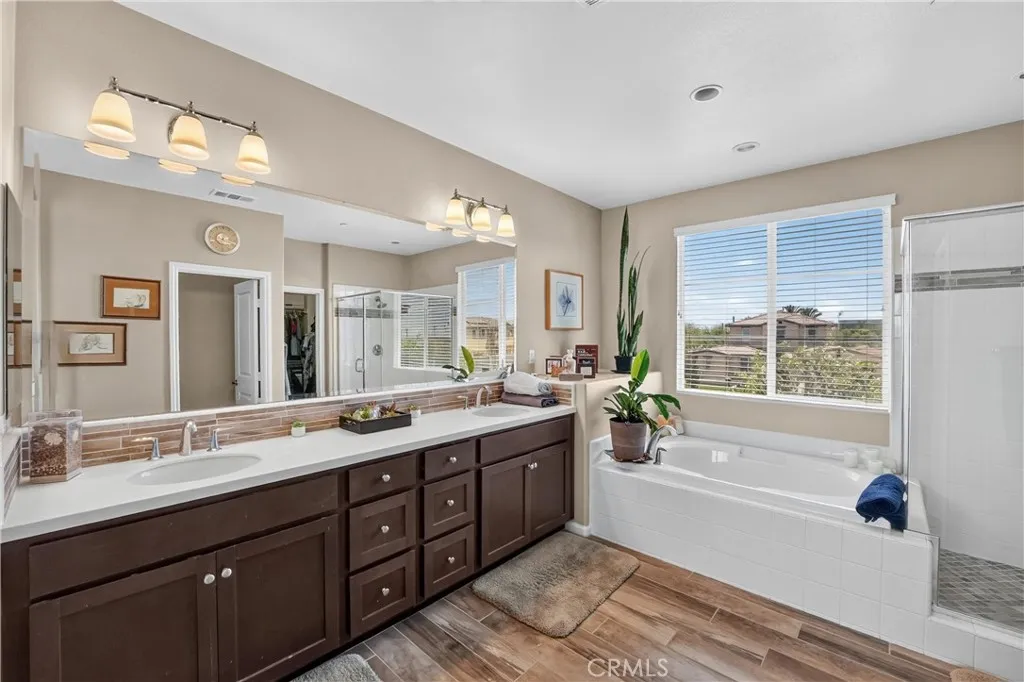 Main bathroom