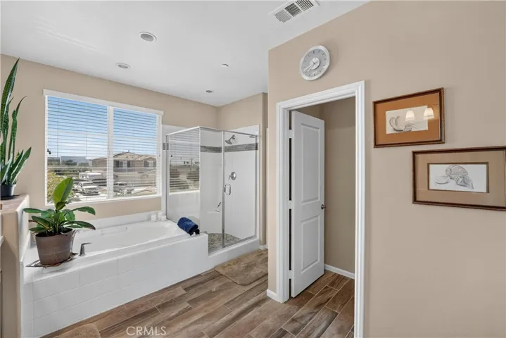 Main bathroom