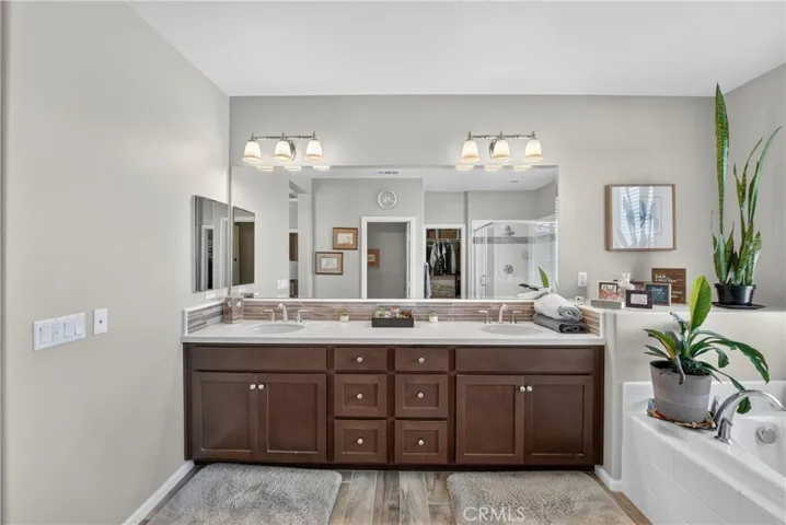 Main bathroom