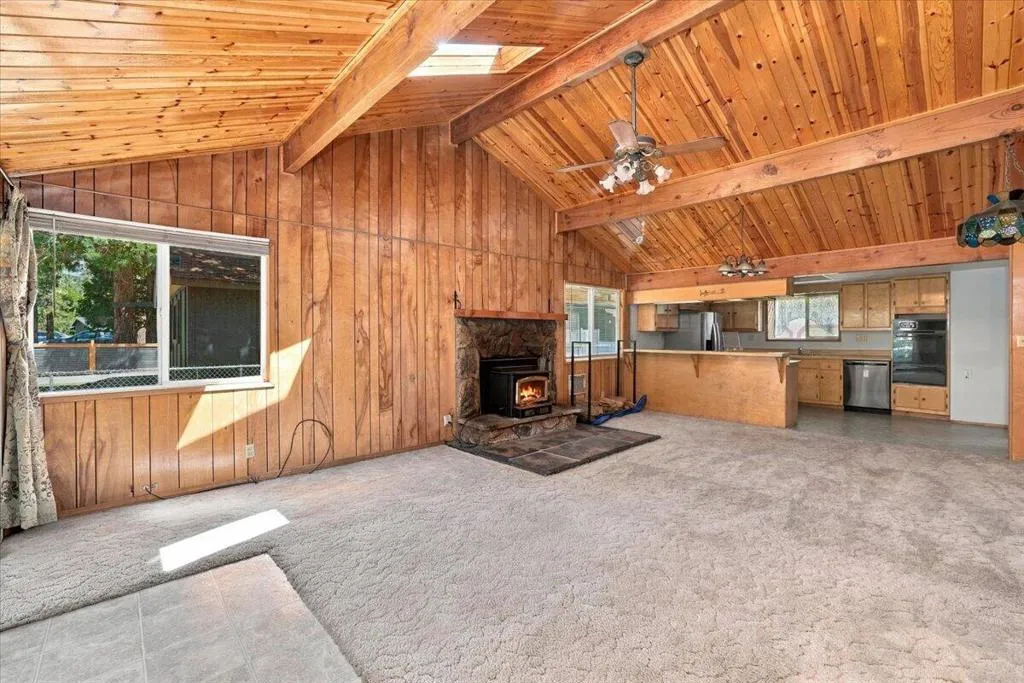 11-Living Room