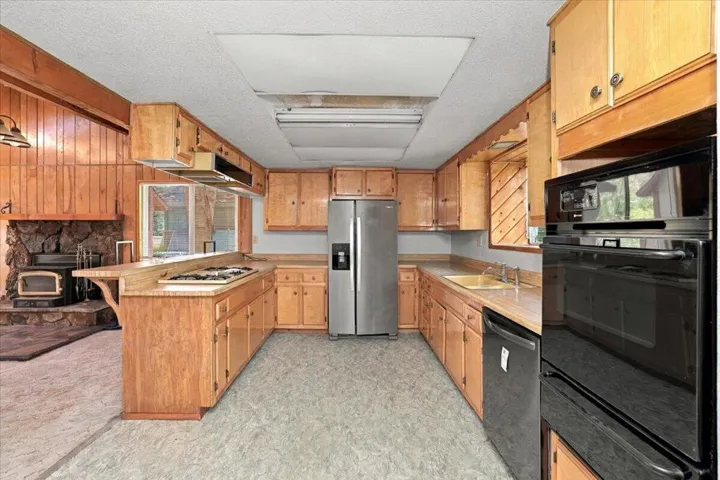 18-Kitchen