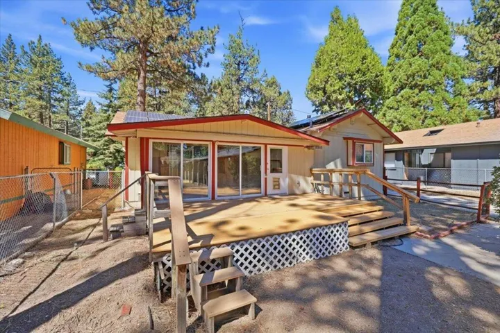 32-Exterior Property View