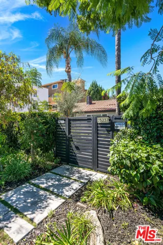 15237 Otsego Street, Los Angeles, California 91403 — photo 5