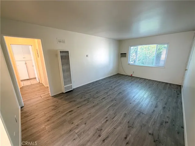 6351 Templeton Street E, Huntington Park, California 90255 — photo 4