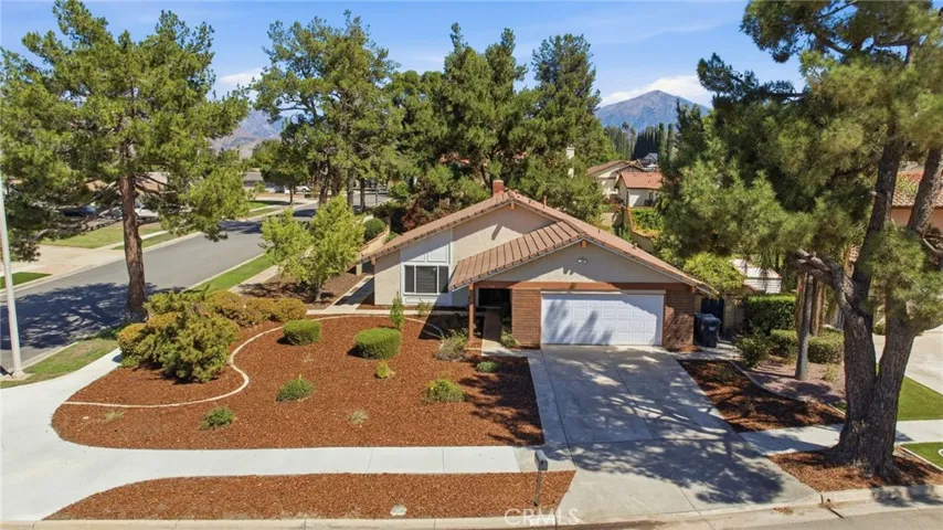 901 Lytle, Redlands, California 92374 — photo 4