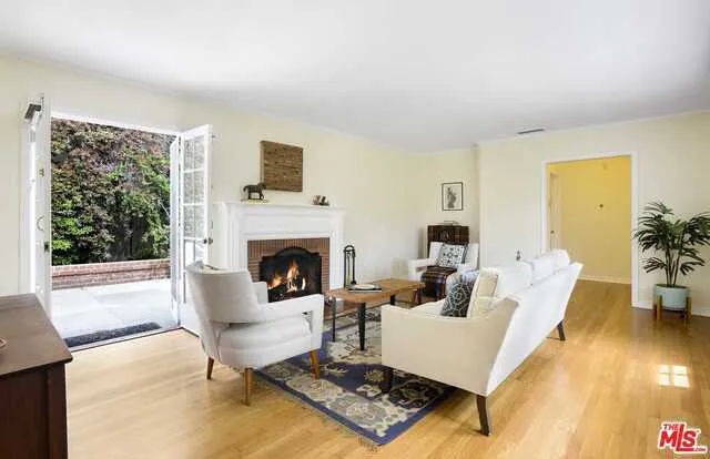 650 Lorna Lane, Los Angeles, California 90049 — photo 5