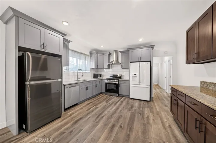 1302 W 35th, Los Angeles, California 90007 — photo 5