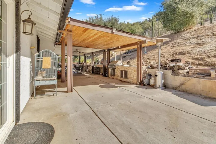 33922 24 Lilac Rd, Valley Center, California 92082 — photo 4