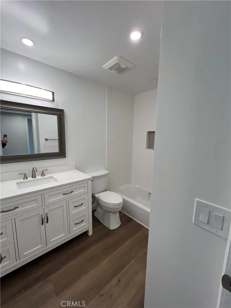 Hall Bath Hall Bath