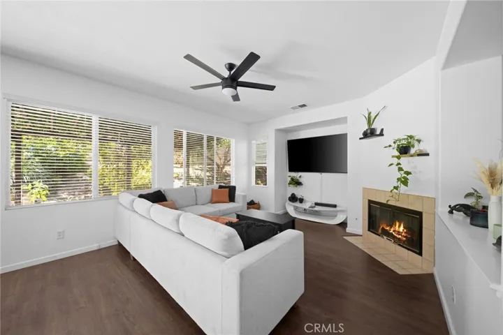 31265 Southampton Court, Menifee, California 92584 — photo 4