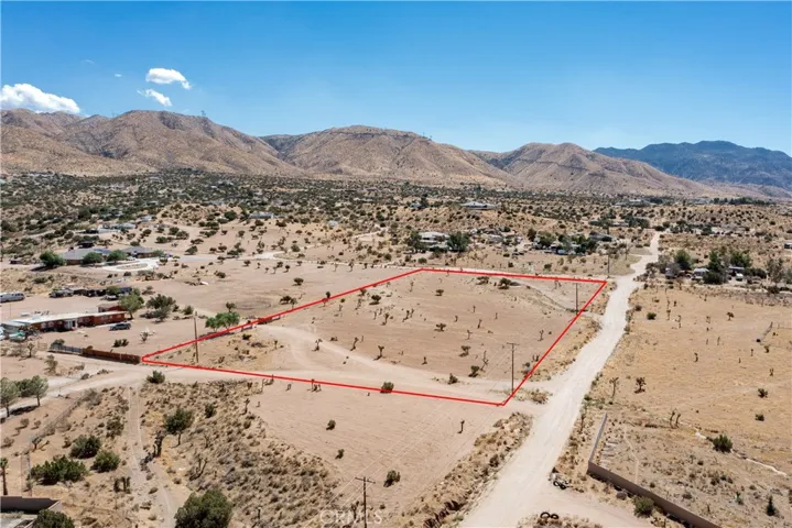35 Juniper, Apple Valley, California 92308 — photo 5