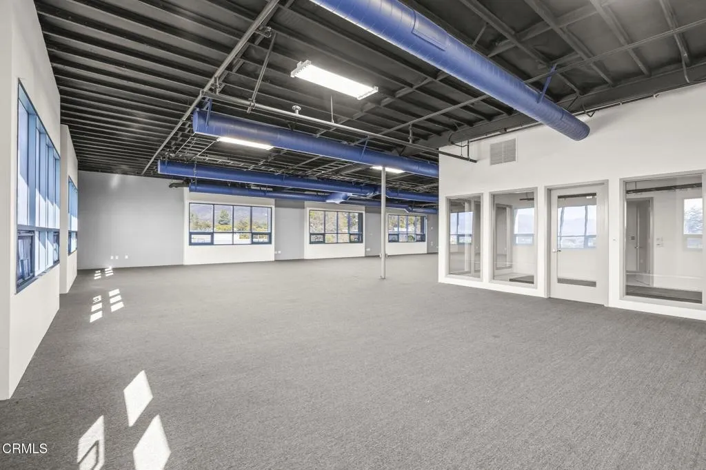 14-web-or-mls-UpmarketMedia-6398Cin-UP-7 14-web-or-mls-UpmarketMedia-6398Cin-UP-7