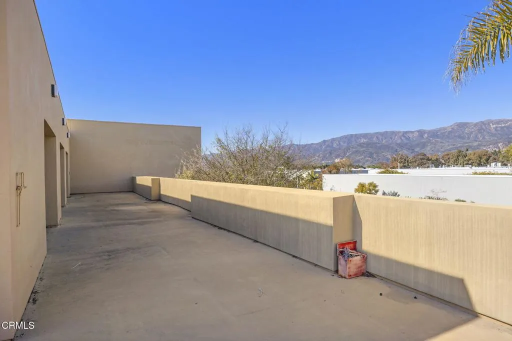 31-web-or-mls-UpmarketMedia-6398Cin-UP-2 31-web-or-mls-UpmarketMedia-6398Cin-UP-2