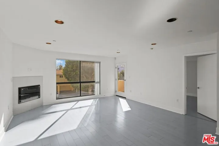 1518 Federal 202, Los Angeles, California 90025 — photo 5