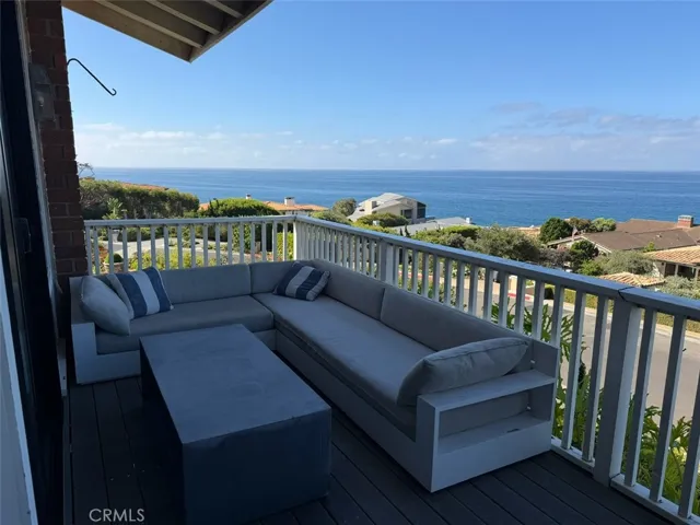 35 N N La Senda, Laguna Beach, California 92651 — photo 5