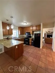37510 Conifer, Palmdale, California 93550 — photo 4