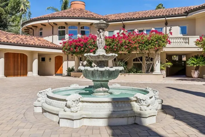 12500 Corbetta Lane, Los Altos Hills, California 94022 — photo 4
