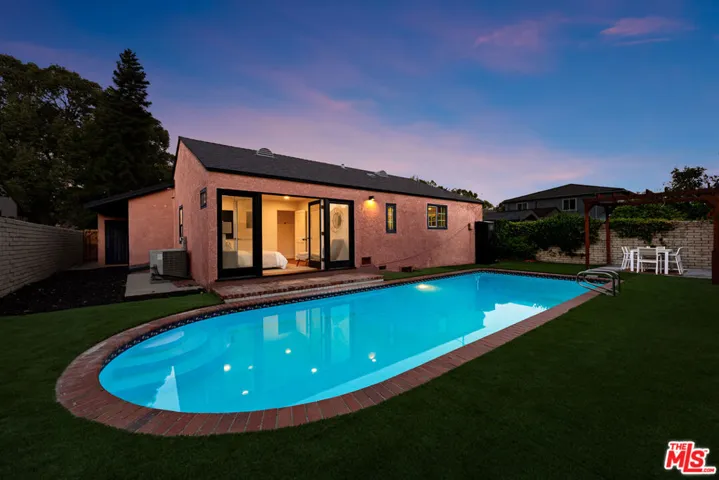717 N Valley Street, Burbank, California 91505 — photo 4