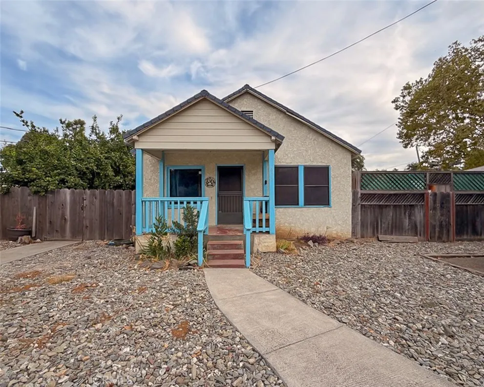 637 W 6th