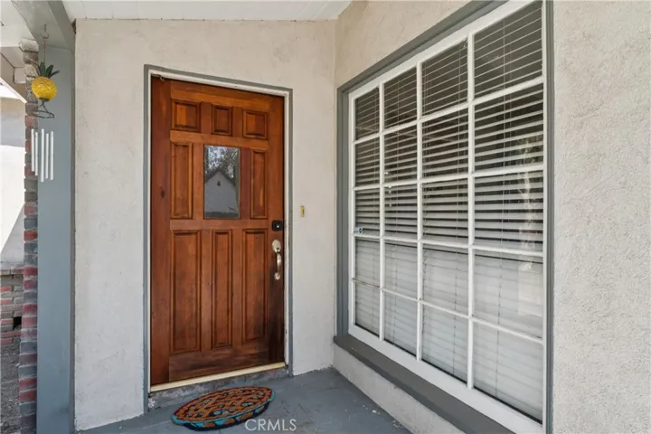 6925 Barton, San Bernardino, California 92404 — photo 4