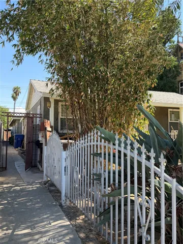 3040 Orange, Riverside, California 92501 — photo 5