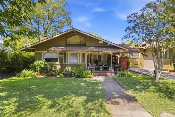 626 W Olive, Redlands, California 92373 — photo 4