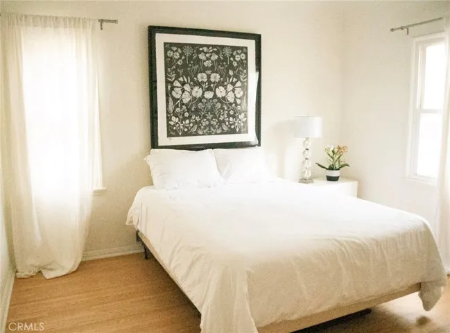 1054 S Corning, Los Angeles, California 90035 — photo 5