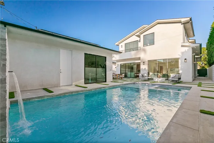 4437 Calhoun Avenue, Sherman Oaks, California 91423 — photo 4