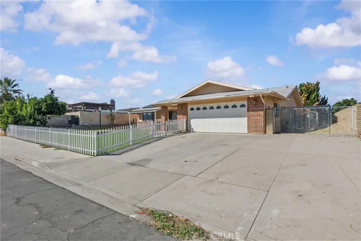 25459 Bellview, Hemet, California 92544 — photo 4