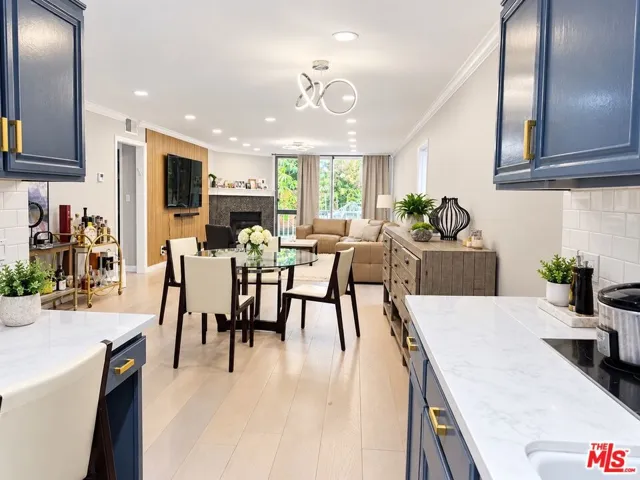 1854 S Beverly Glen Boulevard 304, Los Angeles, California 90025 — photo 4