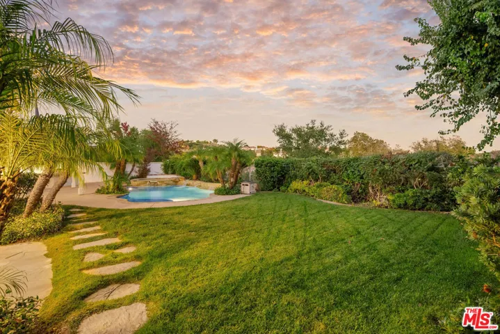 4110 Prado De Los Zorros, Calabasas, California 91302 — photo 4