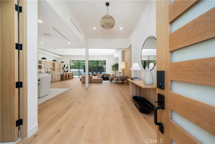 5631 Wilhelmina Avenue, Woodland Hills, California 91367 — photo 4